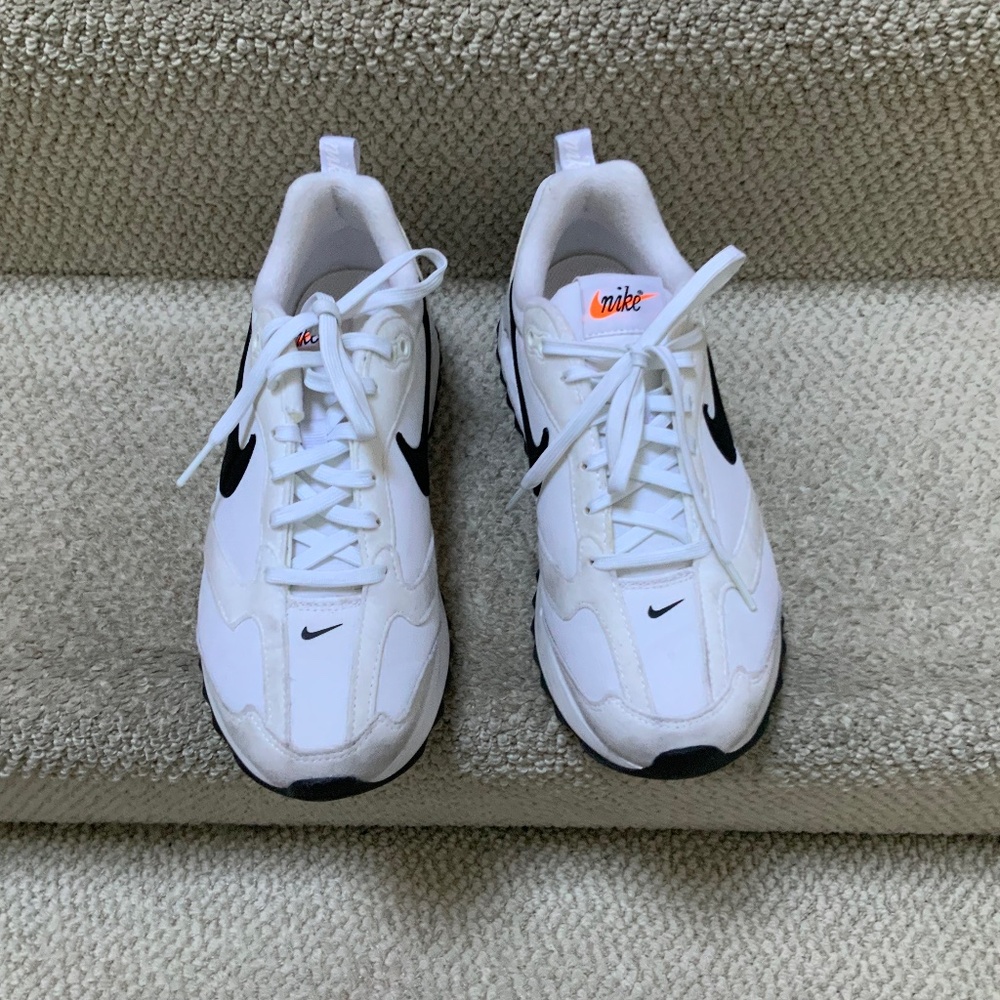 Nike Air women’s size 7